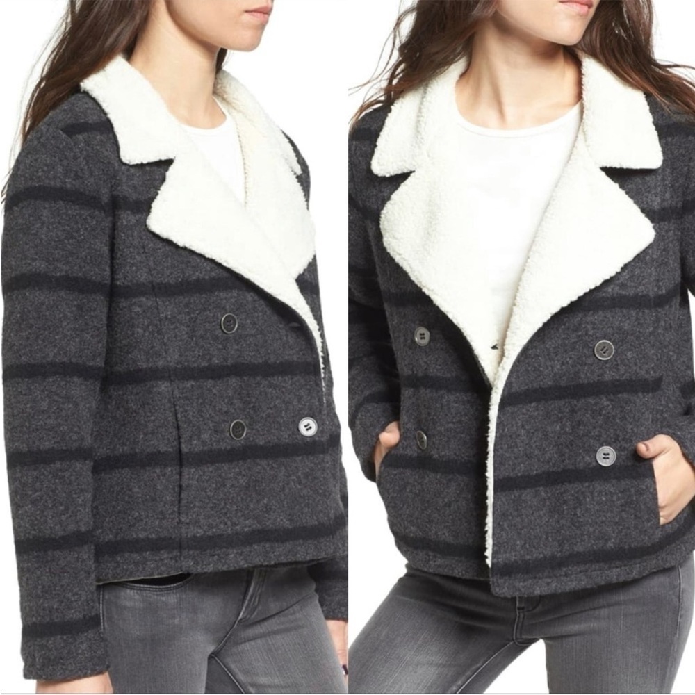 Amuse Society Women’s Grey Striped Wool‎ Sherpa Lined Button Front Jacket Large
